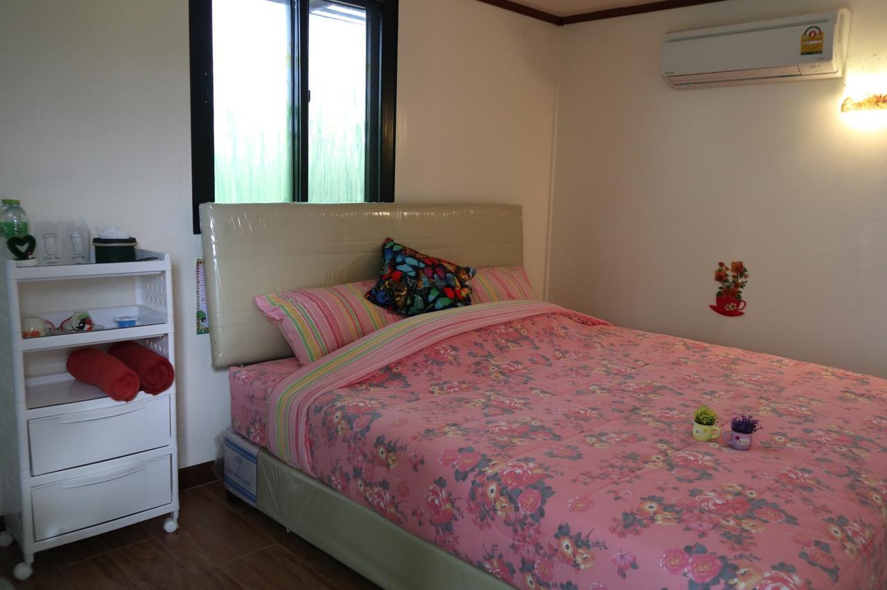 Hotel 4 Seasons Mini House Nakhon Si Thammarat Zewnętrze zdjęcie