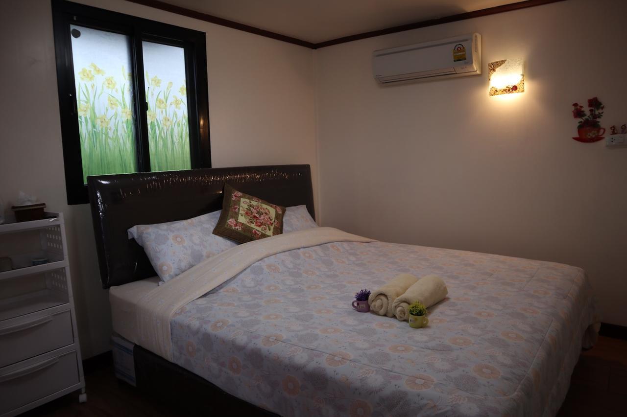 Hotel 4 Seasons Mini House Nakhon Si Thammarat Zewnętrze zdjęcie